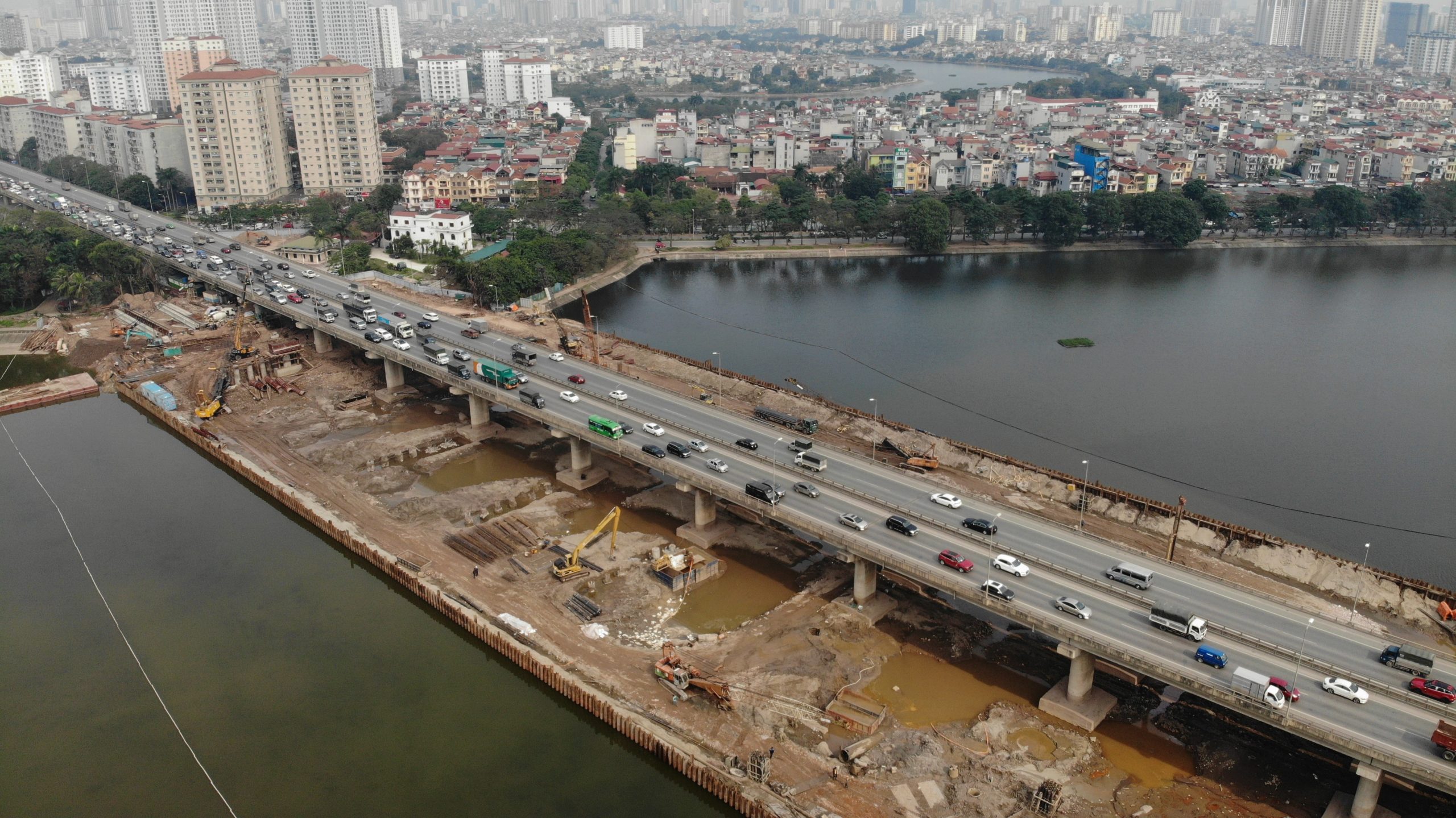 Các dự án giao thông trọng điểm có nguy cơ phải chịu nhiều khó khăn